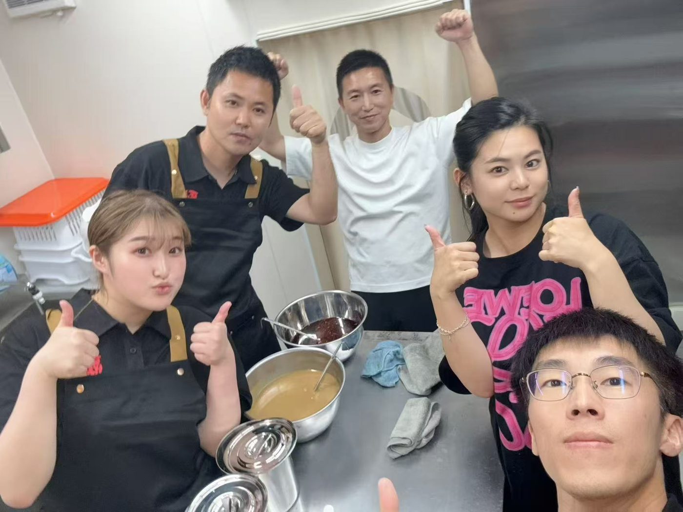 融 スタッフ一同